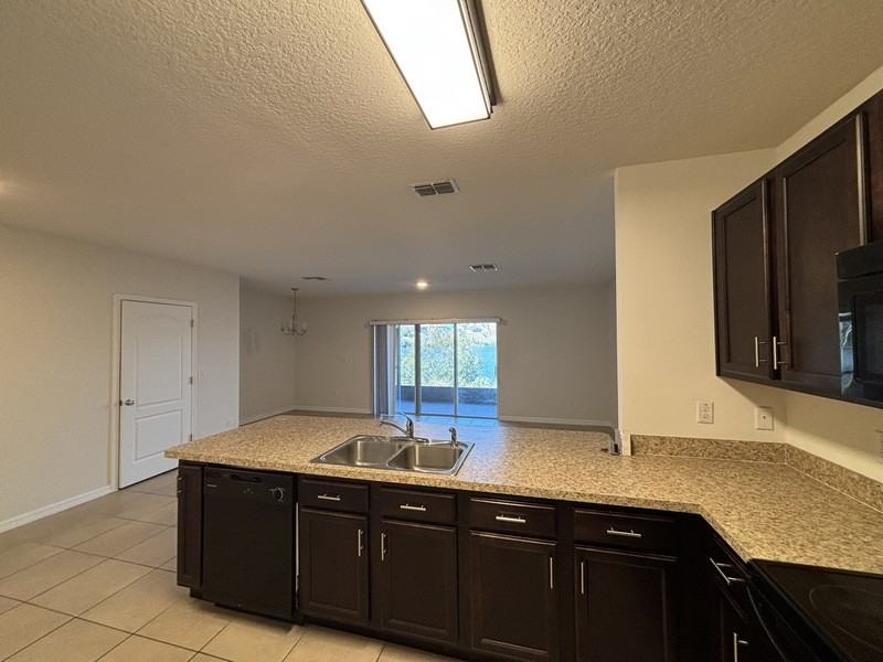 396 Arbor Lakes Dr - Photo 3 of 16