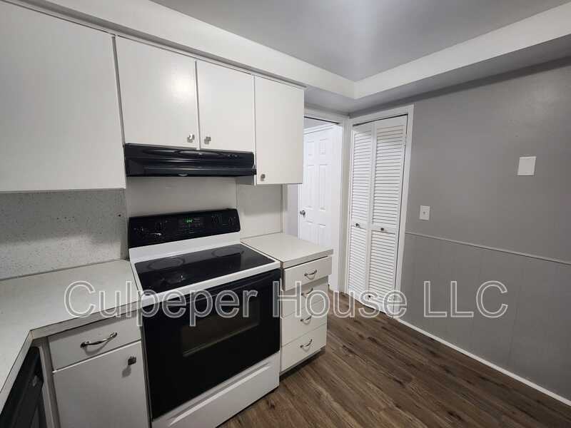 4102 Garden Estates Dr - Photo 6 of 11