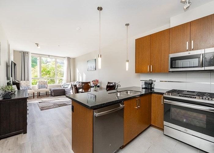 15918 26 Avenue - Photo 5 of 23