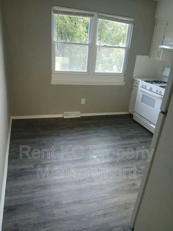 5038 N Topping Ave - Photo 2 of 15