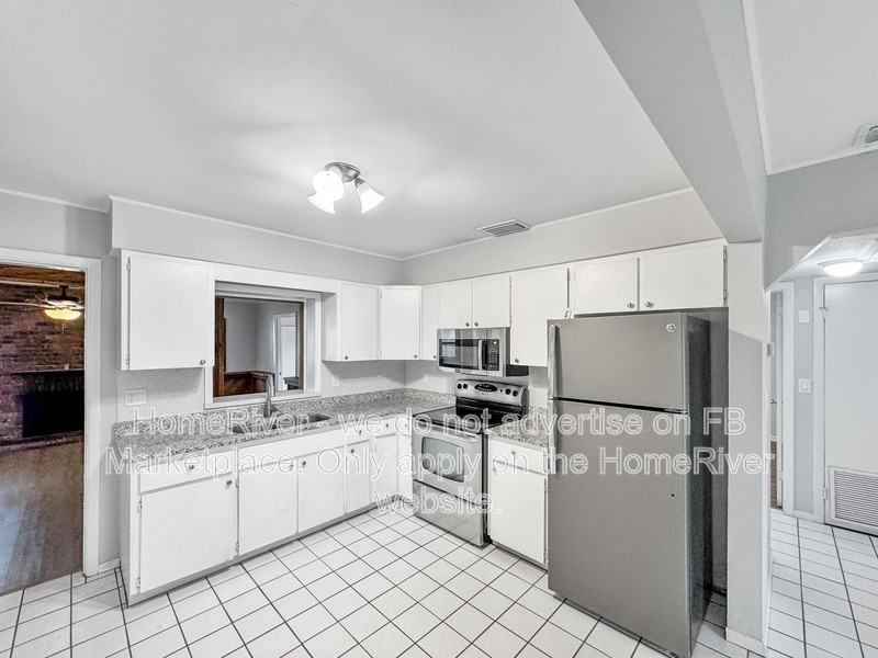 1241 61st Ave N - Photo 6 of 24