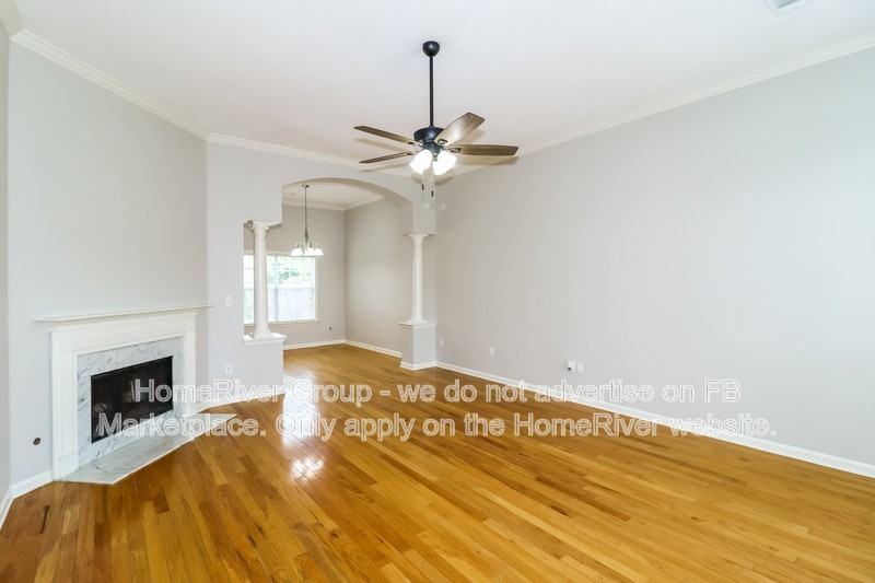 783 N Sanga Rd - Photo 3 of 17