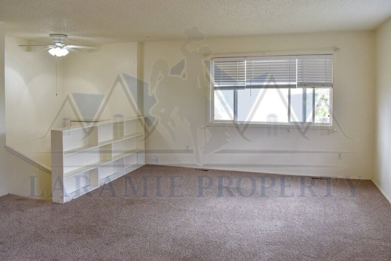 107 S Taylor St #A - Photo 5 of 10