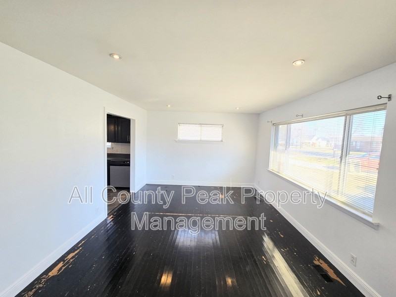 1605 S Mack Smith Rd - Photo 5 of 14