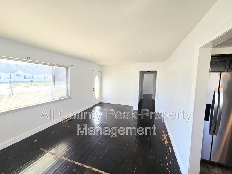 1605 S Mack Smith Rd - Photo 7 of 14