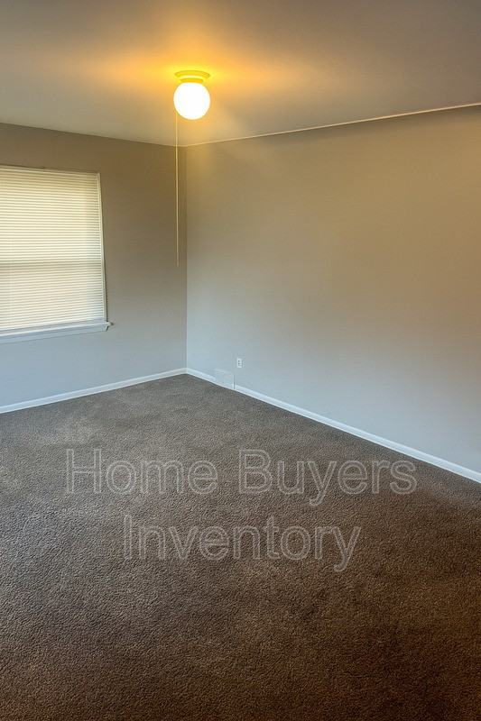 2235 Ridgelawn Ave - Photo 3 of 14