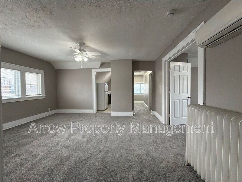 1748 South St #3 - Photo 2 of 11