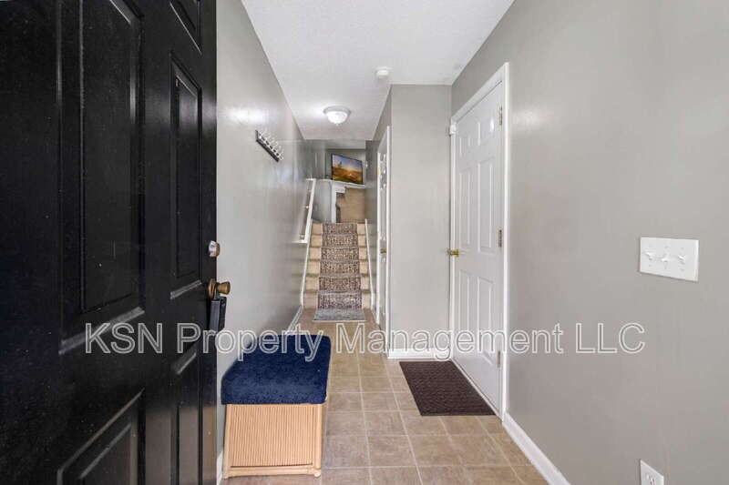 13 Orchid Ln - Photo 3 of 32