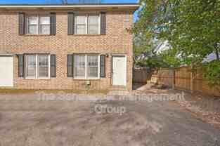 28 Crosscreek Dr #D - Photo 1 of 1