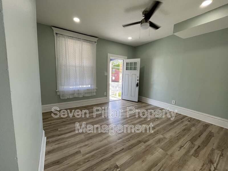 1347 E Livingston Ave #1347 - Photo 2 of 26