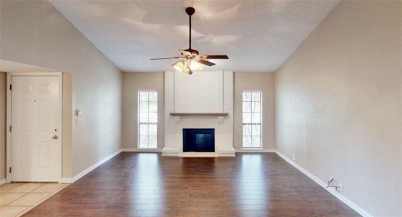 1124 Kesser Dr - Photo 5 of 30