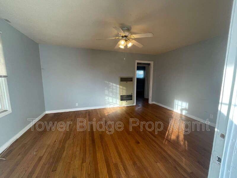 2871 32nd Ave - Photo 6 of 42