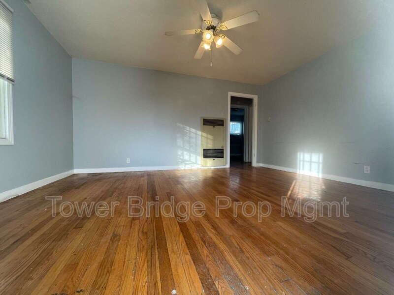 2871 32nd Ave - Photo 7 of 42