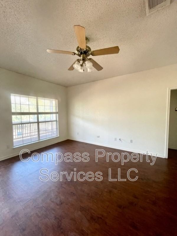 1909B S 14th St #1909BS14th - Photo 4 of 12