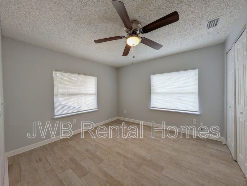 2018 Saint Clair St - Photo 7 of 16