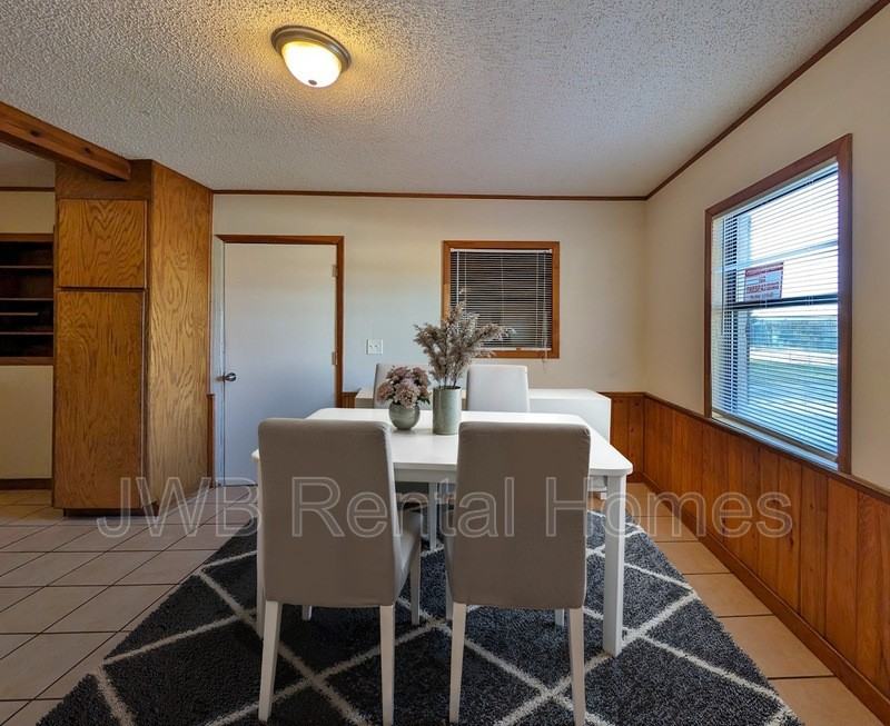 139 Jackson Rd - Photo 5 of 14