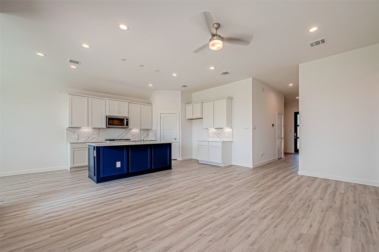 3264 Voda Bend Dr #3264 - Photo 5 of 39