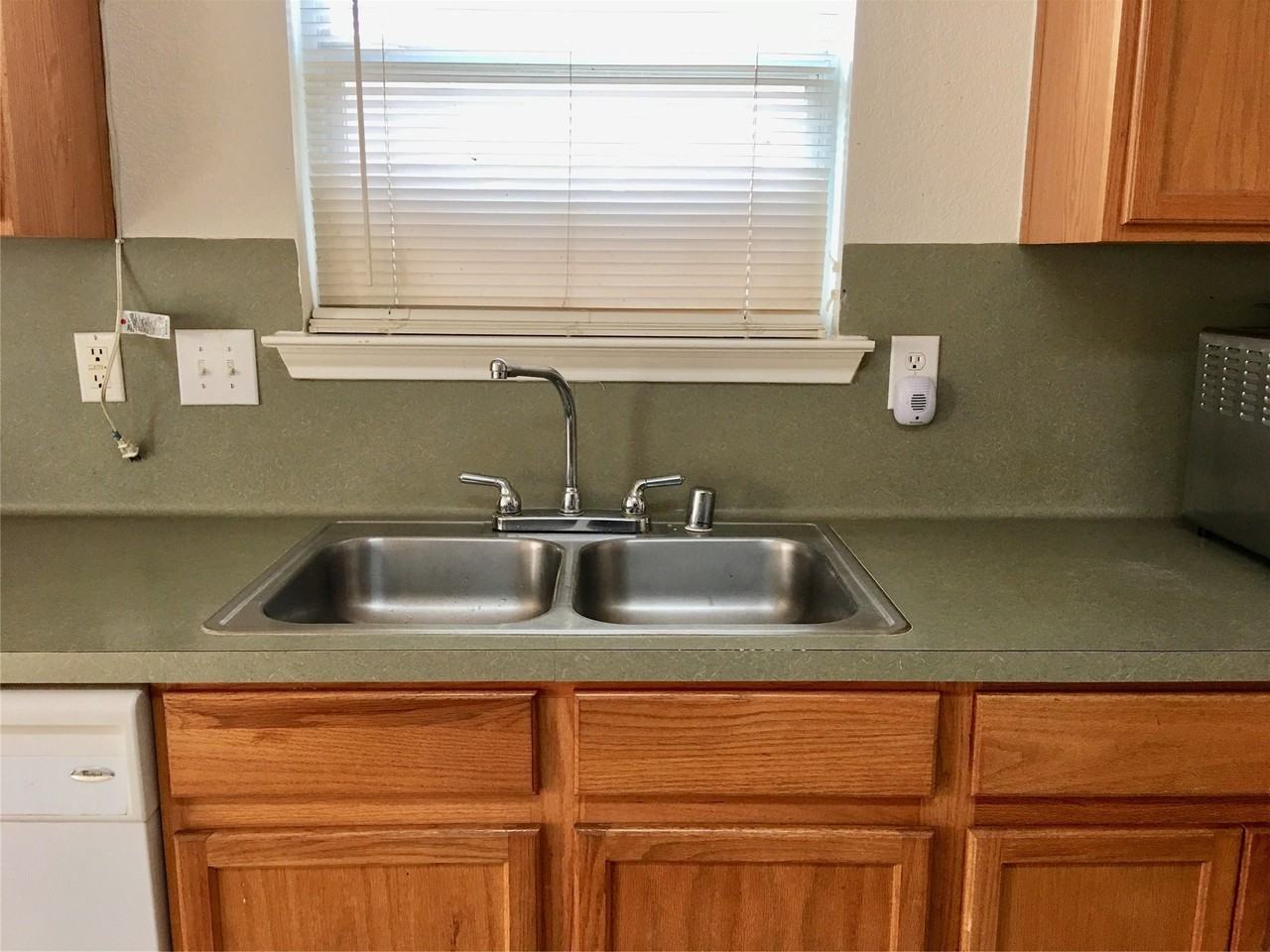 5707 Highbury Ct #5707 - Photo 5 of 17