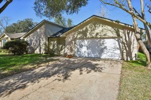 featured image of 15642 Pagehurst Dr #15642