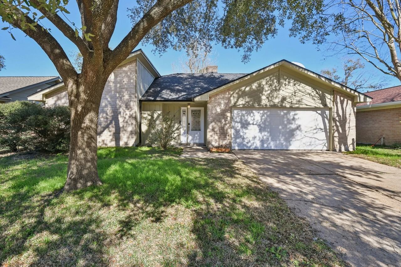 15642 Pagehurst Dr #15642 - Photo 4 of 36