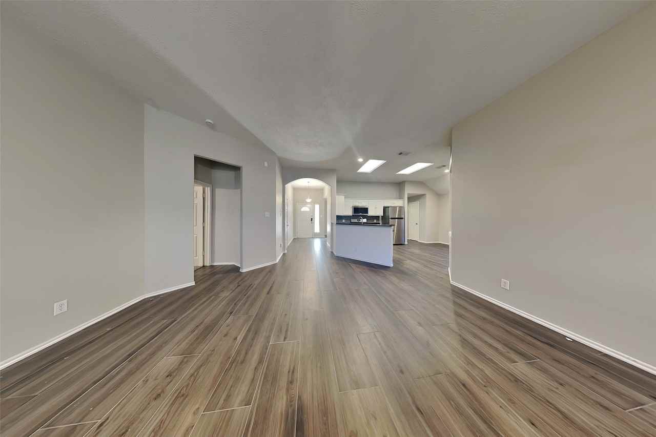 5409 Balmorhea Dr #5409