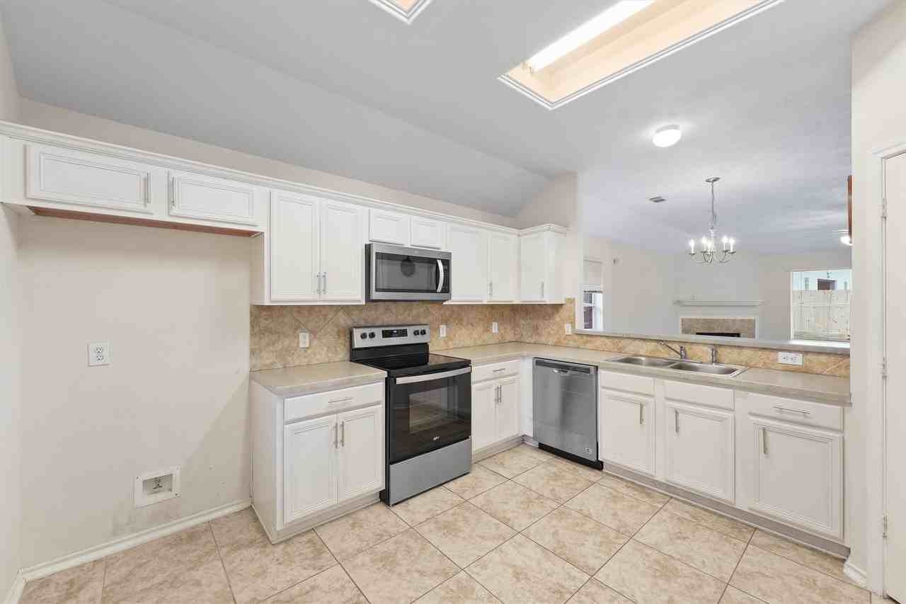 12278 Noco Dr #12278 - Photo 7 of 21