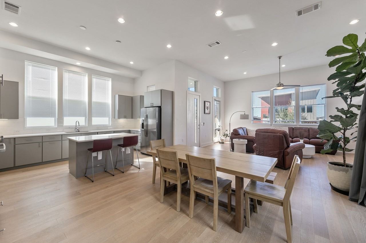 6101 Florencia Ln #6101 - Photo 2 of 38