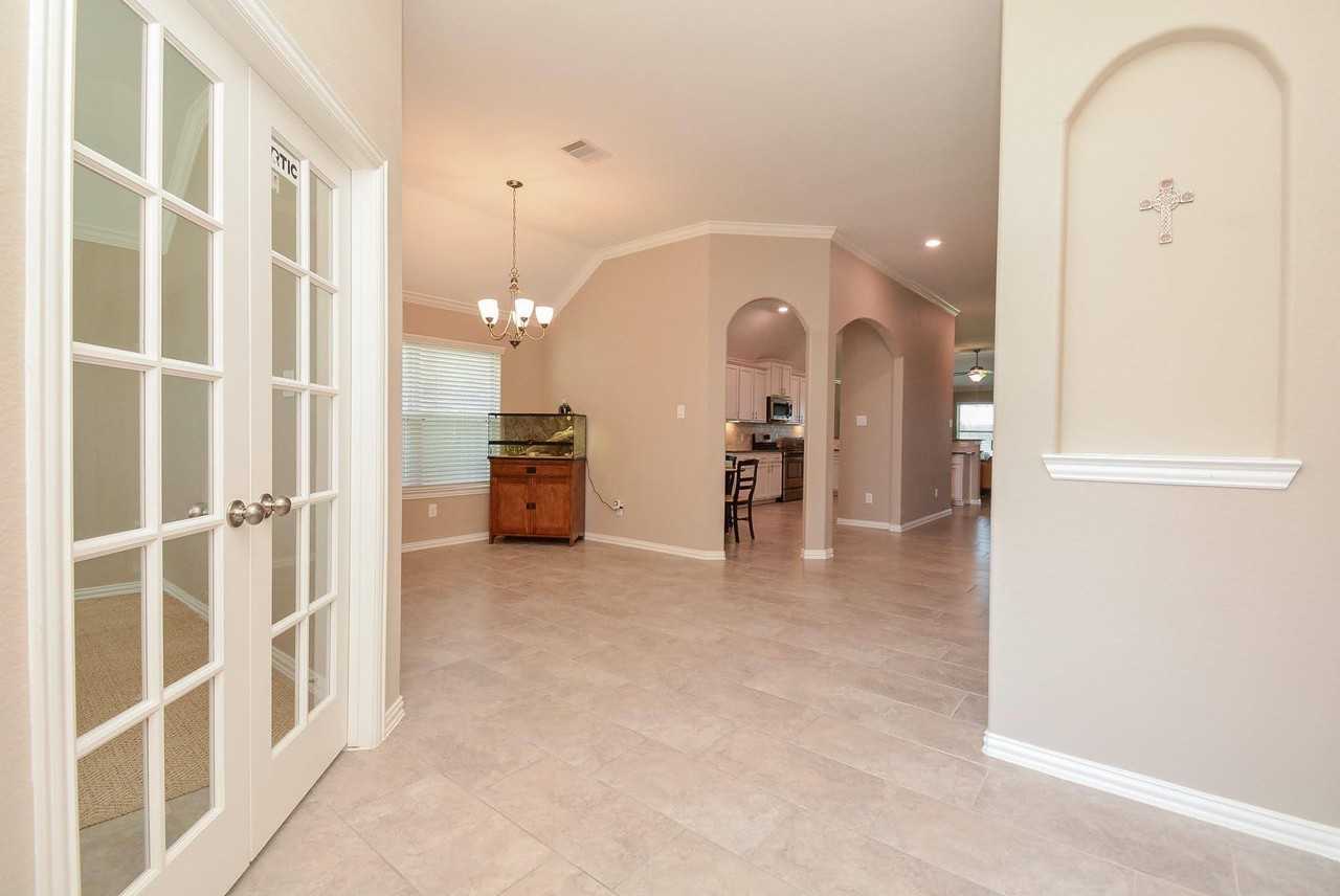 20414 Duncan Run Ln #20414 - Photo 3 of 18