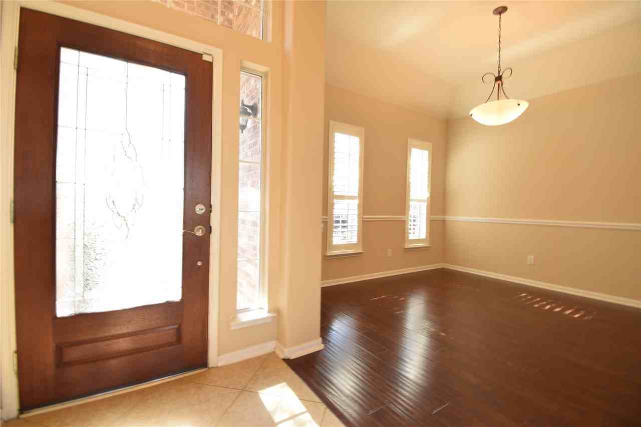 26818 Granite Valley Ln #26818 - Photo 3 of 22