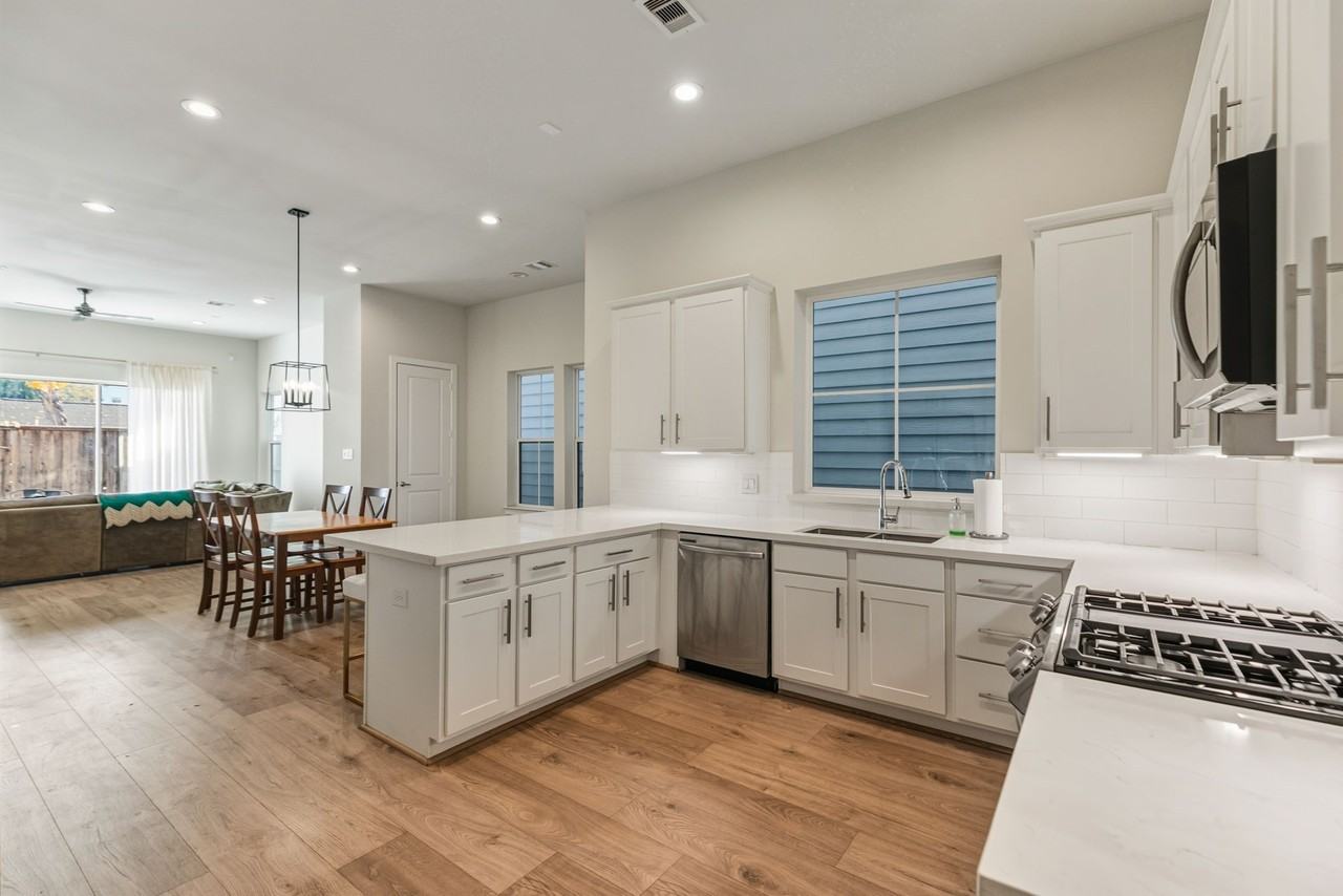 1626 Northwood St #1626 - Photo 7 of 24