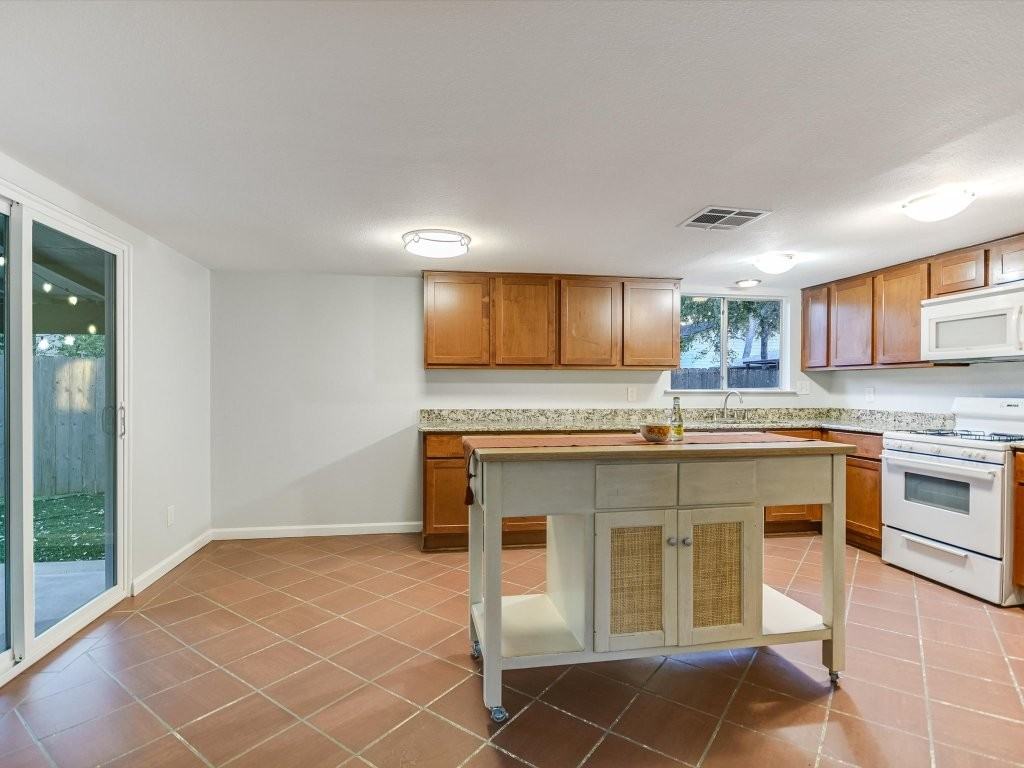 11213 El Salido Pkwy #11213 - Photo 4 of 21