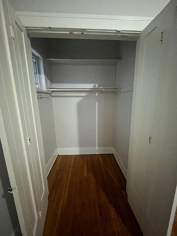 2005 Dewey Ave #5 - Photo 6 of 8