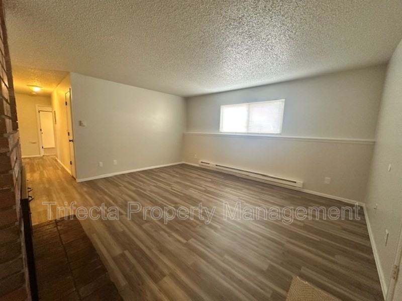 1644 E Pitkin St - Photo 3 of 13