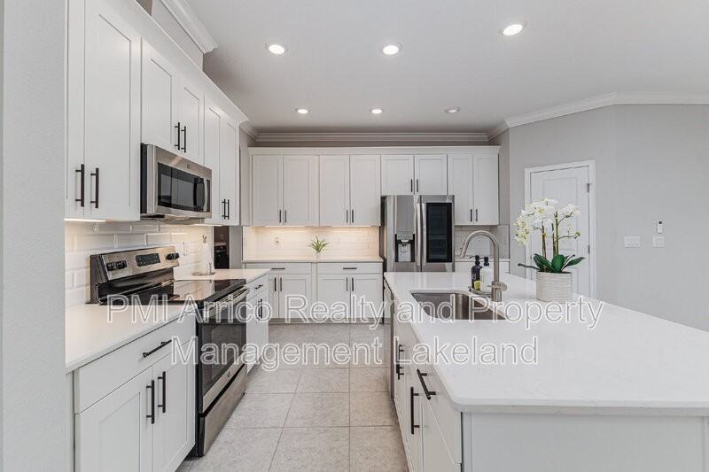 2609 Village Lakes Blvd - Photo 6 of 31