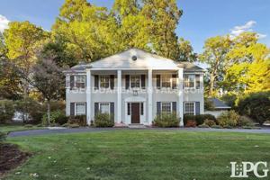 featured image of 3544 Edgevale Rd