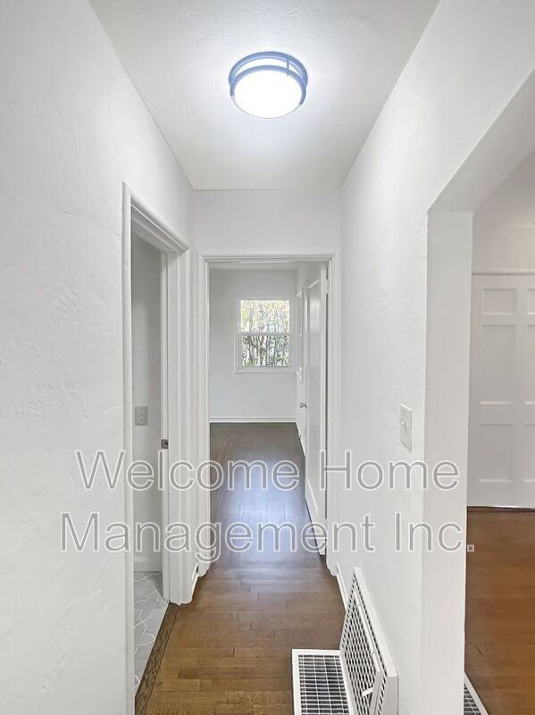 5808 Estates Dr - Photo 5 of 13