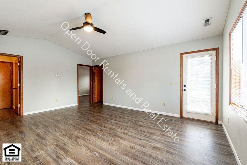 1420 Flagstone Dr - Photo 6 of 26