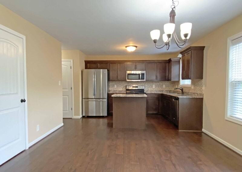 967 Harding Dr #NA - Photo 4 of 15