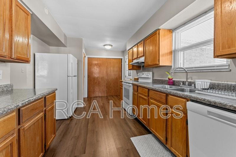 3314 Vincz Dr - Photo 5 of 16