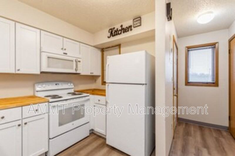 808 Westwinds Dr - Photo 6 of 9