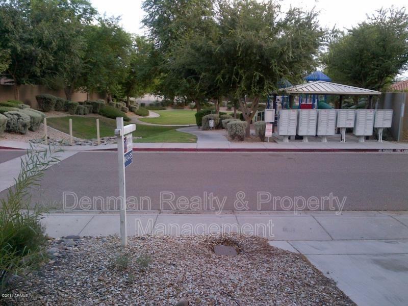 18611 N 22nd St #74 - Photo 4 of 11