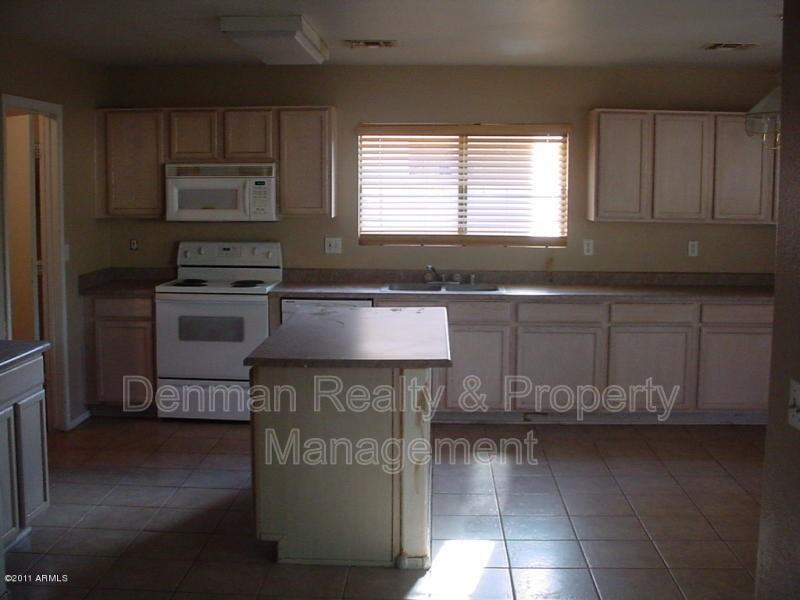 18611 N 22nd St #74 - Photo 6 of 11