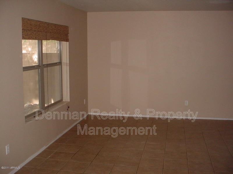 18611 N 22nd St #74 - Photo 7 of 11