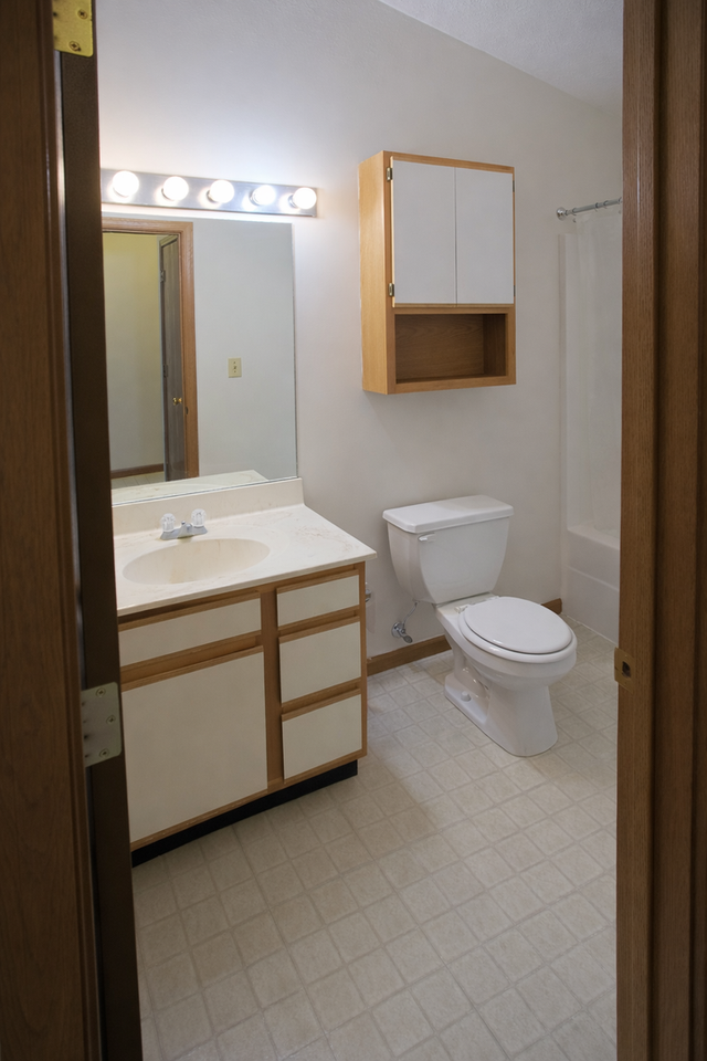 Sycamore Place - Photo 5 of 48