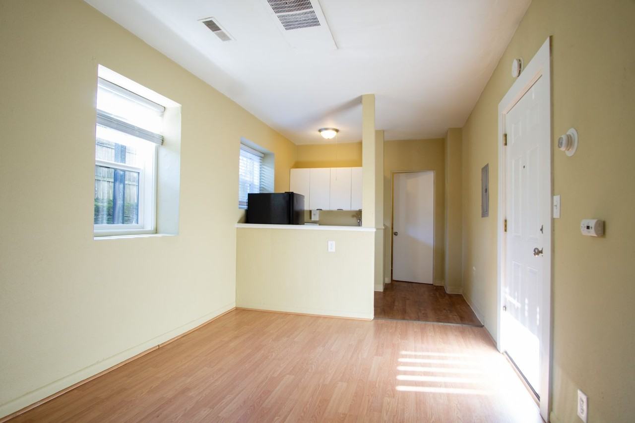 2044 N Kilpatrick St #106 - Photo 3 of 13