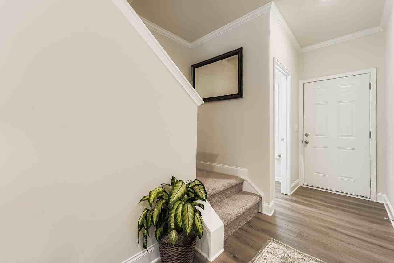 117 Pyrus Ln - Photo 6 of 47