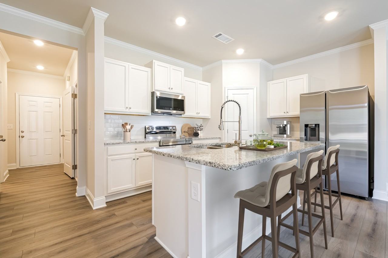 116 Pyrus Ln - Photo 2 of 46