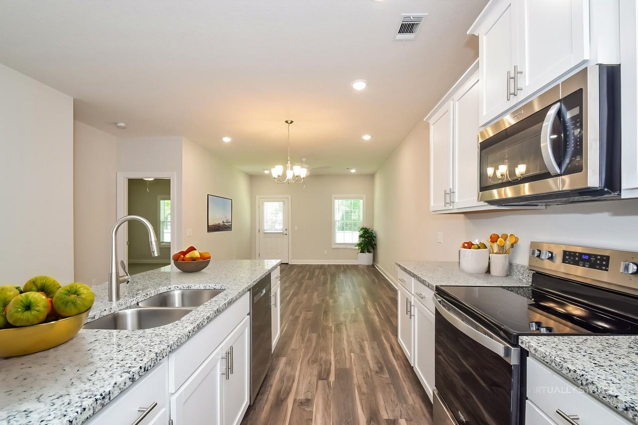 1120 Walker Point Way - Photo 3 of 45