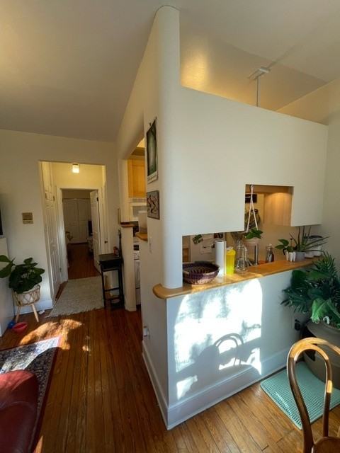 2021 Kalorama Road NW - Photo 5 of 14