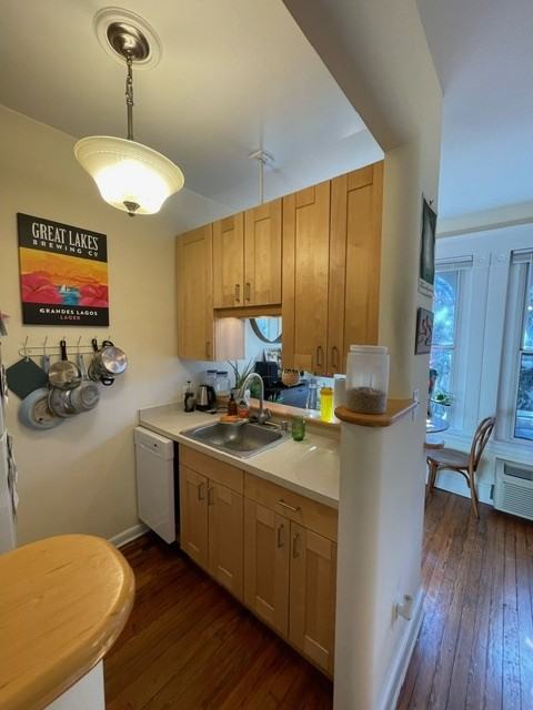 2021 Kalorama Road NW - Photo 7 of 14